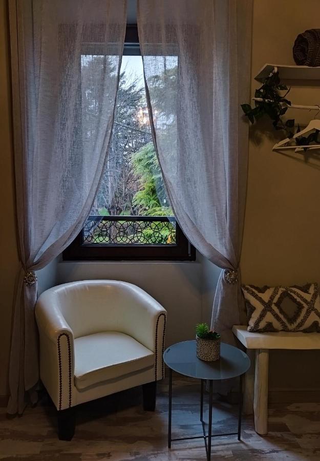 B&B Cristalli Di Luce Albavilla ภายนอก รูปภาพ